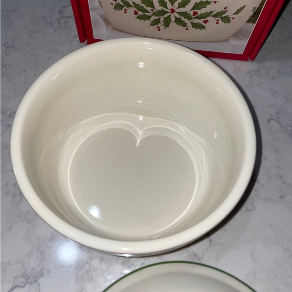 Lenox American By Design Holiday Small Covered Casserole 32oz - Picture 6 of 8